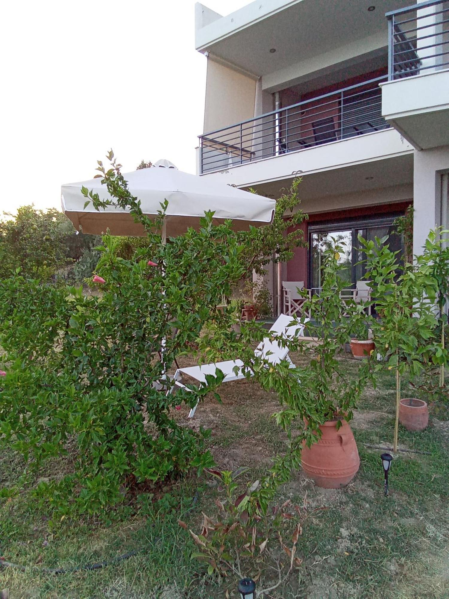 Alki'S Stories Apartamento Calamata Exterior foto